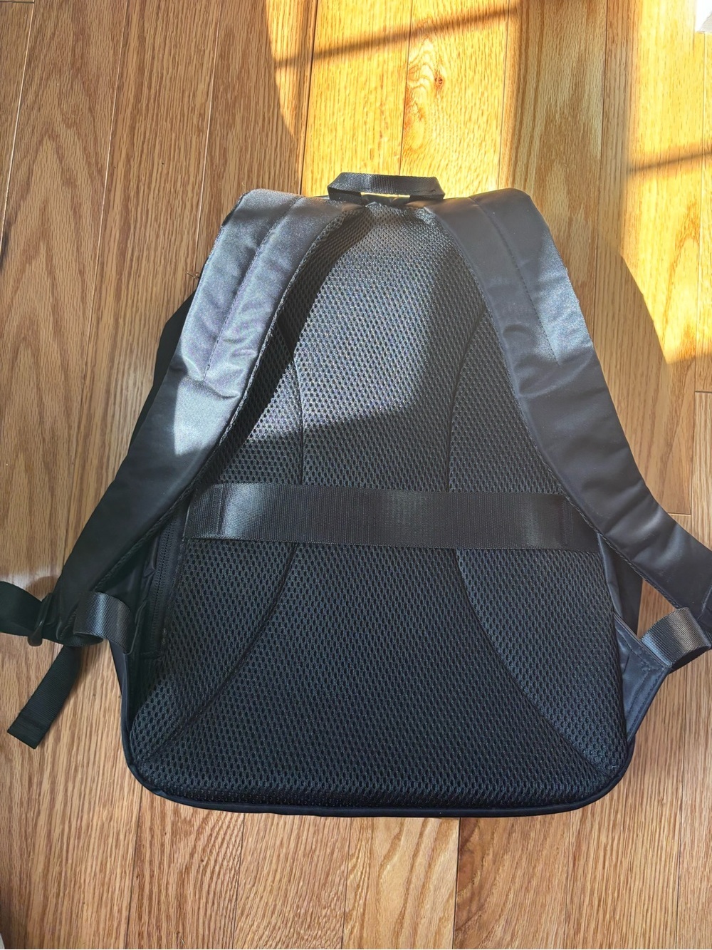 Light Flight Laptop Backpack - Picture 5 of 7